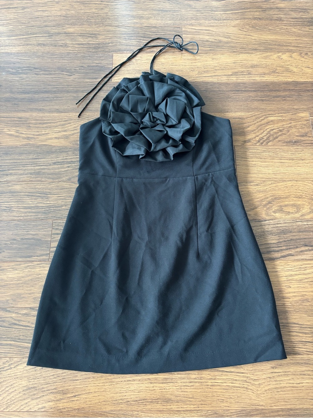 NWOT H&M Halter Dress with Floral Neck Detail